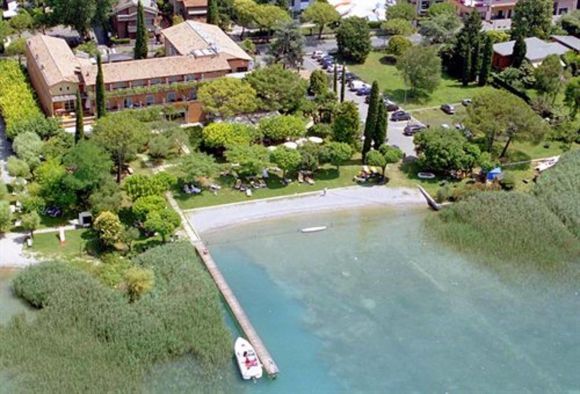 Hotel La Pauel Sirmione Exterior photo